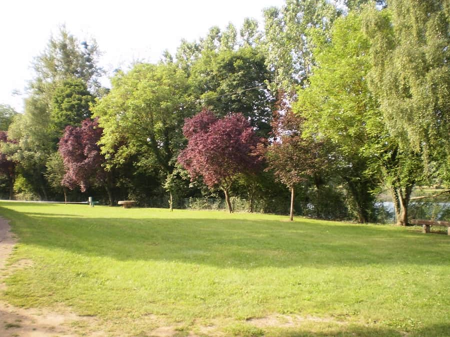Camping-Municipal-du-Moulin-Naudin