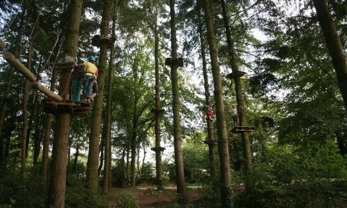 Camping-Domaine-des-Ormes-klimbos-Bretagne Camping-Domaine-des-Ormes-klimbos-Bretagne