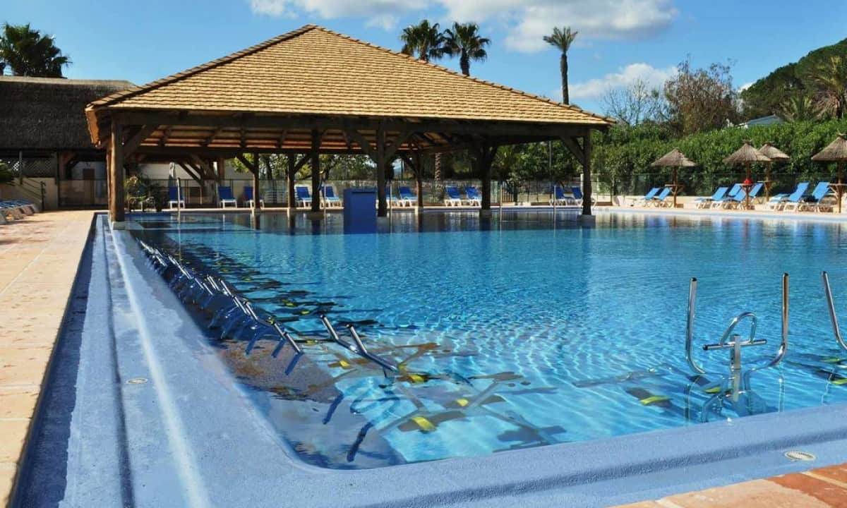 Camping-Frejus-Domaine-du-Colombier-zwembad-fitness