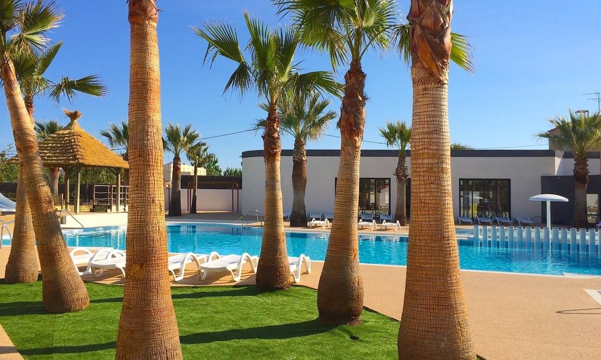 Camping-Beach-Garden-Marseillan-ligbedden Camping-Beach-Garden-Marseillan-ligbedden