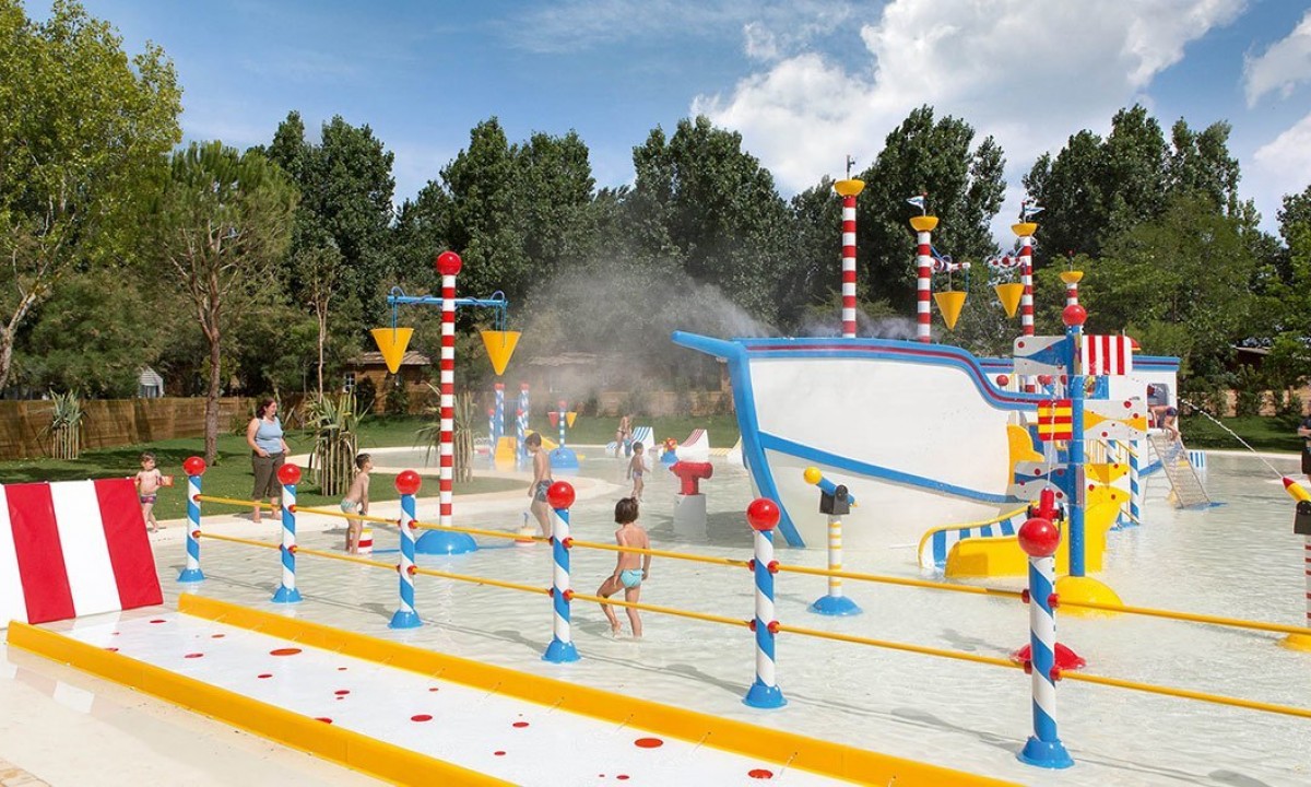 Camping-Le-Serignan-Plage-kinderbad Camping-Le-Serignan-Plage-kinderbad