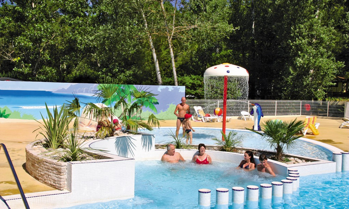Camping-Domaine-de-Gaujac-peuterbad Camping-Domaine-de-Gaujac-peuterbad