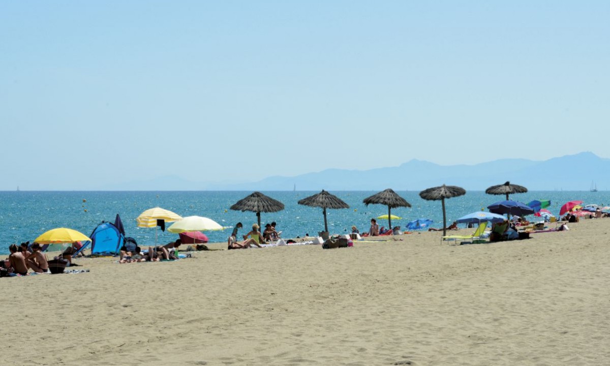 Camping-Les-Tropiques-strand-1 Camping-Les-Tropiques-strand-1