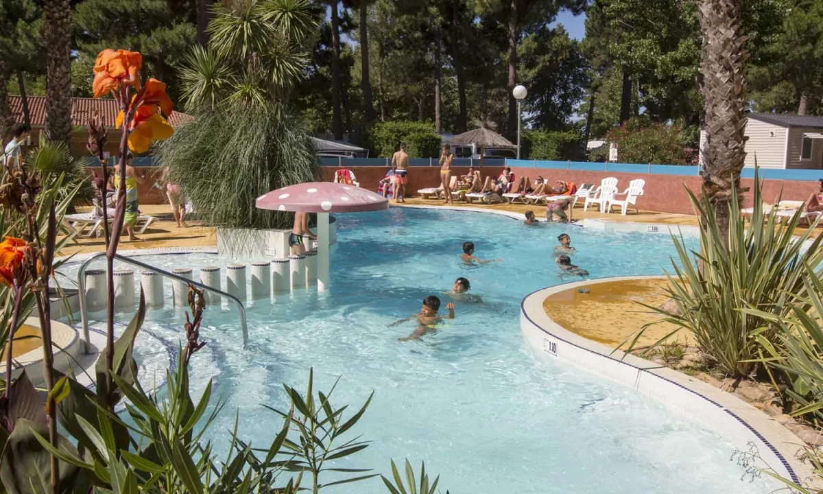 Camping-Le-Bosquet-Canet-en-Roussillon-kinderbad Camping-Le-Bosquet-Canet-en-Roussillon-kinderbad