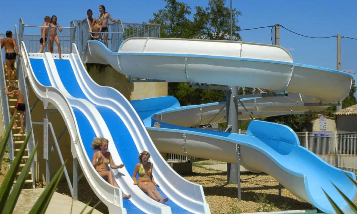 Camping-Bon-Port-Lunel-glijbanen