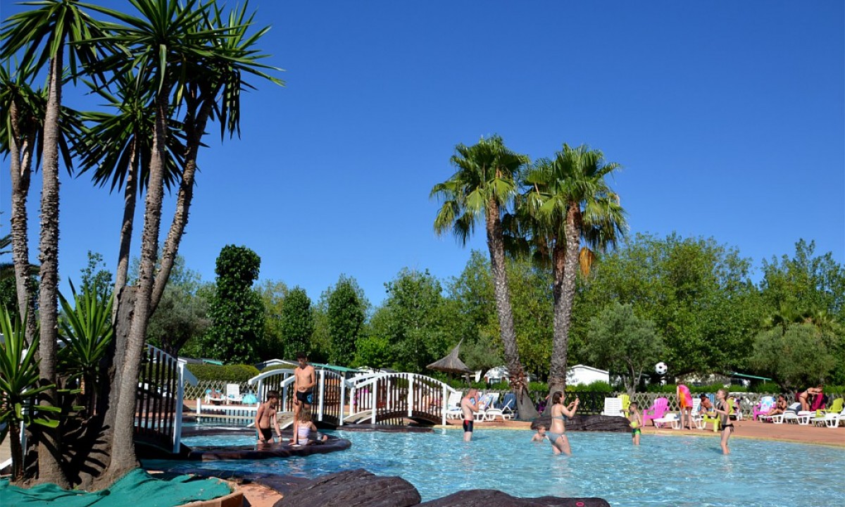 Camping-Les-Salisses-zwembad Camping-Les-Salisses-zwembad