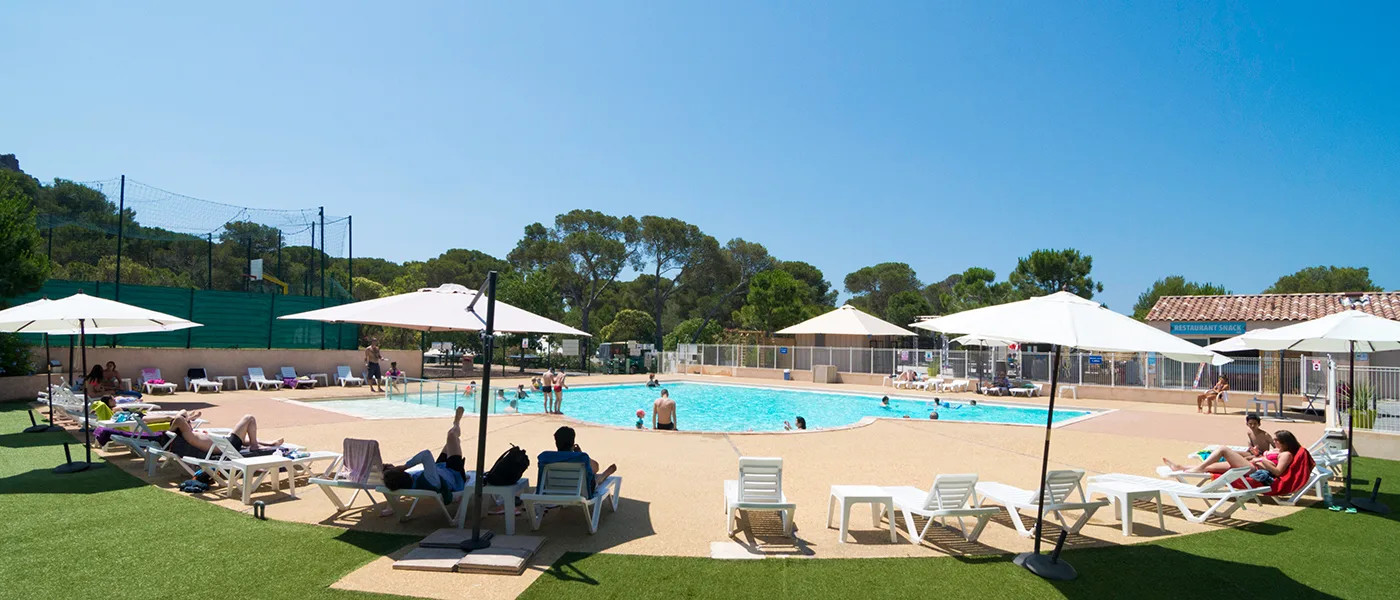 Camping-Le-Dramont-zwembad Camping-Le-Dramont-zwembad