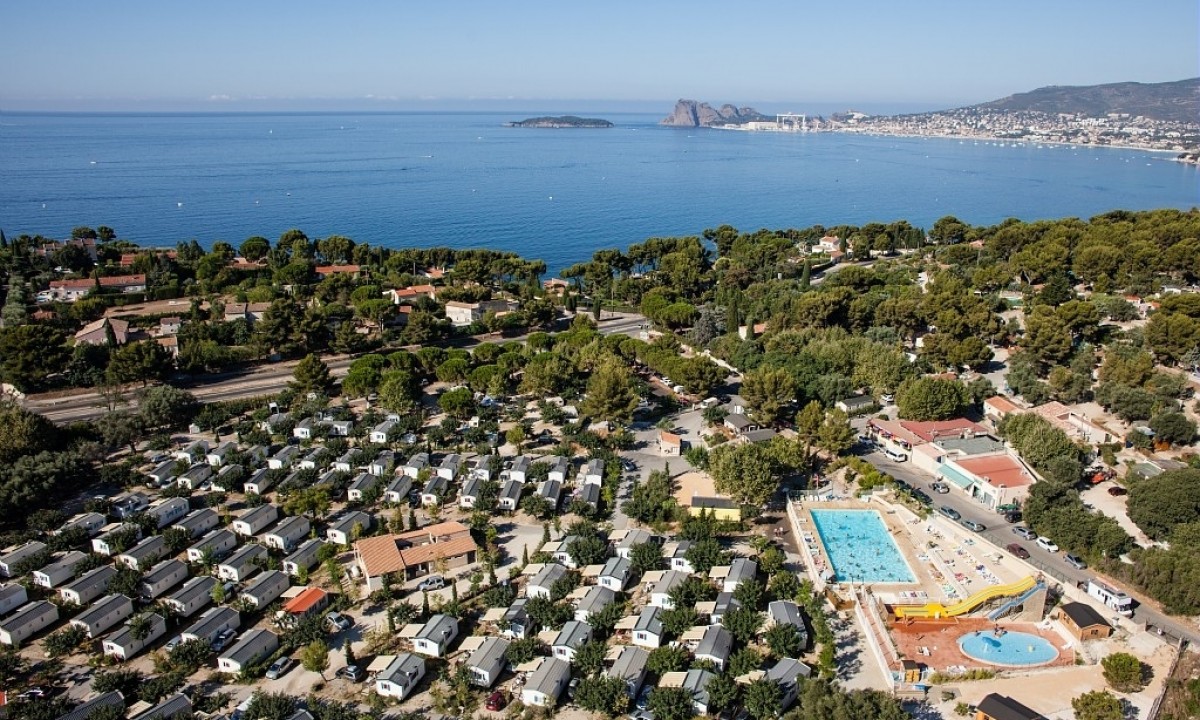 Camping La Baie des Anges in La Ciotat, Provence-Alpes-Côte d'Azur, France - Photo 3