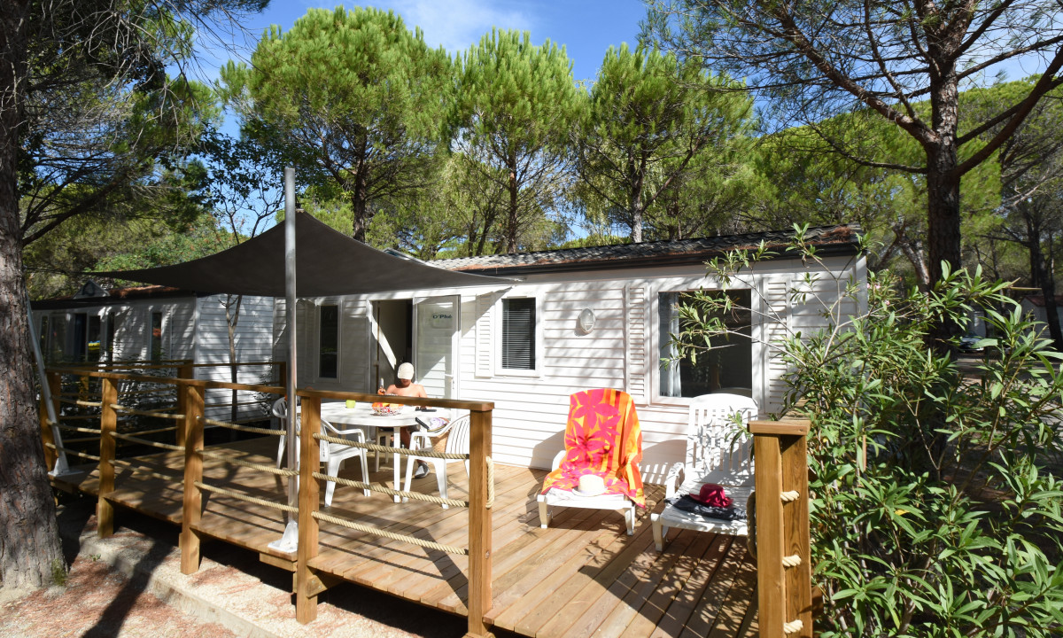 Camping-La-Baume-La-Palmeraie-stacaravan Camping-La-Baume-La-Palmeraie-stacaravan