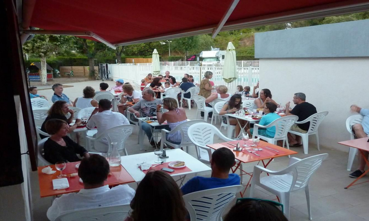 Camping-Côté-Mer-terras Camping-Côté-Mer-terras