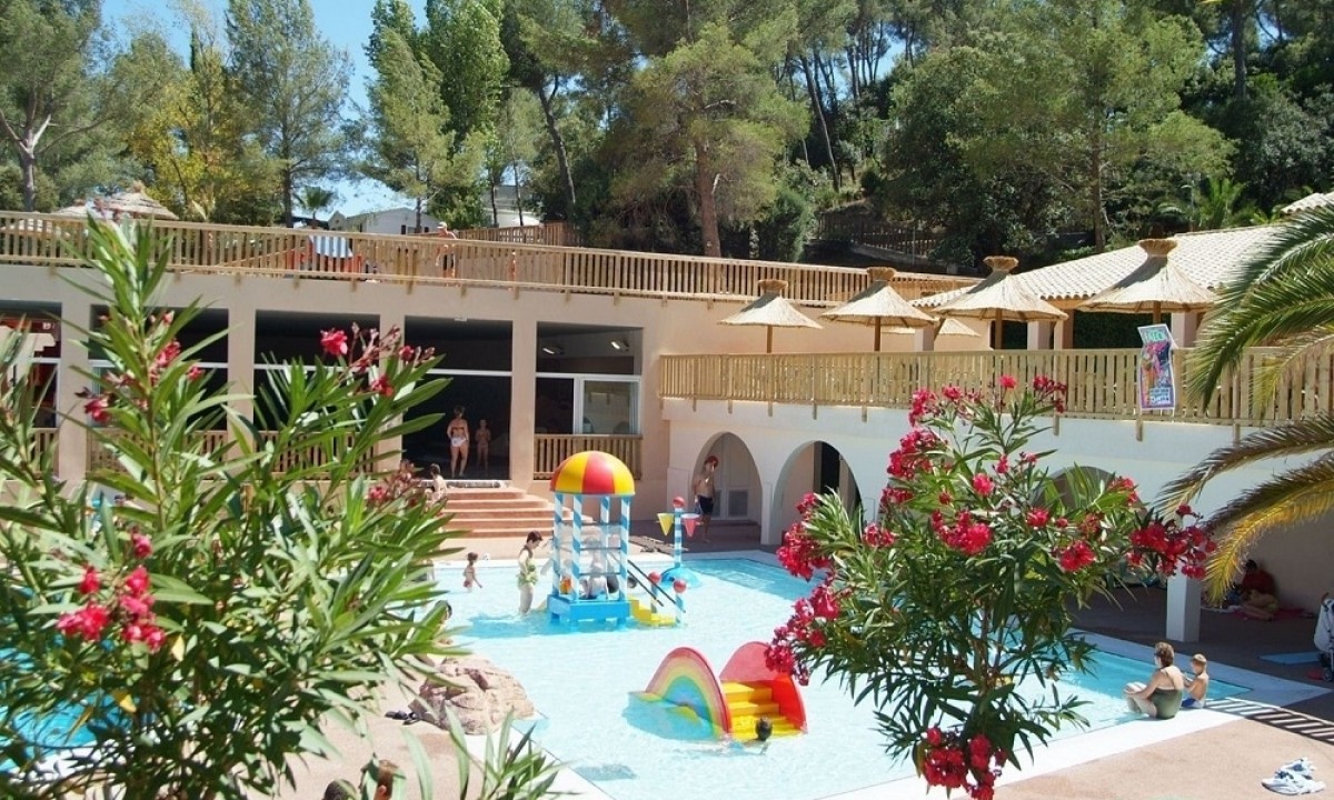 Camping-Holiday-Green-kinderbad Camping-Holiday-Green-kinderbad