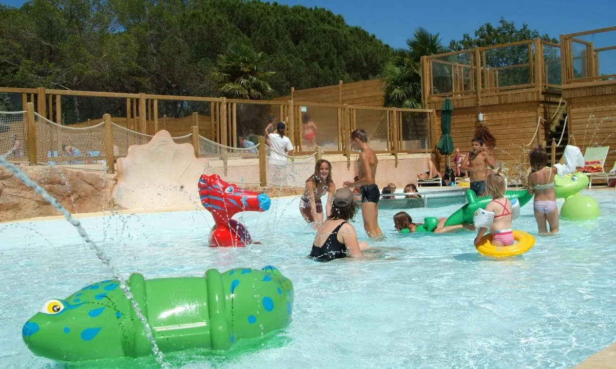 Camping-La-Bastiane-peuterbad-2 Camping-La-Bastiane-peuterbad-2
