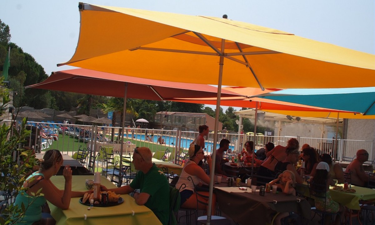 Camping-La-Bastiane-restaurant Camping-La-Bastiane-restaurant