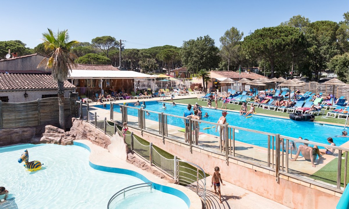 Camping-La-Bastiane-zwemabd-2 Camping-La-Bastiane-zwemabd-2