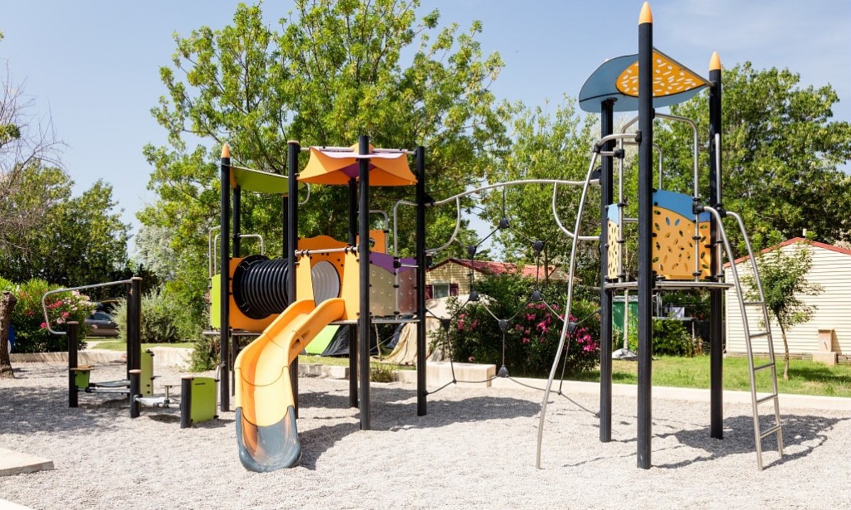 Camping Port Pothuau in Hyères, Provence-Alpes-Côte d'Azur, France - Photo 2