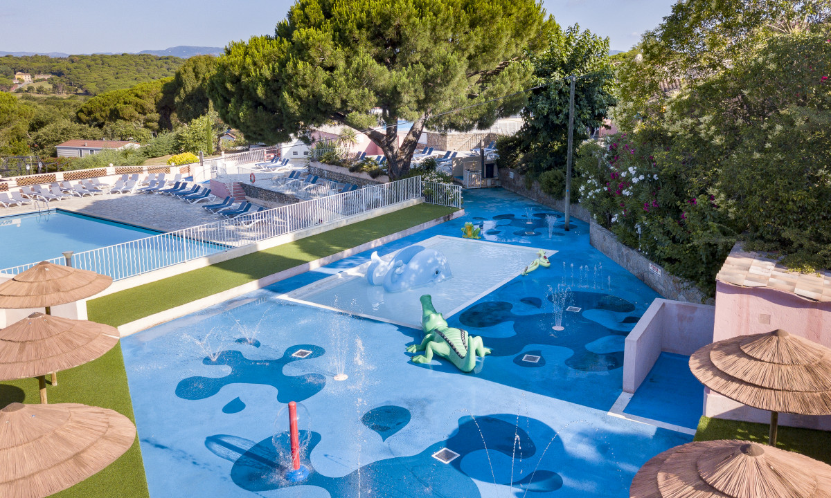 Camping Parc Saint James Parc Montana in Gassin, Provence-Alpes-Côte d'Azur, France photo 3