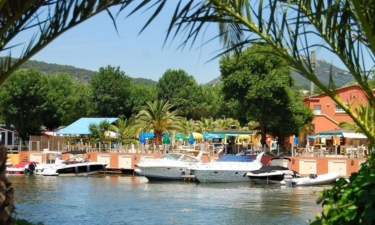 Camping Holiday Marina Resort in Grimaud, Provence-Alpes-Côte d'Azur, France photo 4