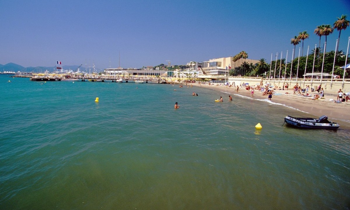 Camping-Le-Saint-Louis-strand Camping-Le-Saint-Louis-strand