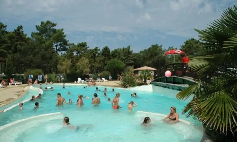 Camping La Côte D Argent bubbelbad 768x461