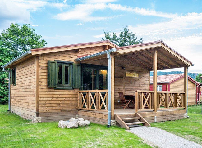 Flower Camping Les Bouleaux chalet