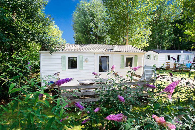 Camping Le Carbonnier stacaravan 768x512