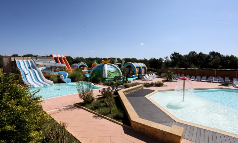 Camping Le Carbonnier zwembad 768x461