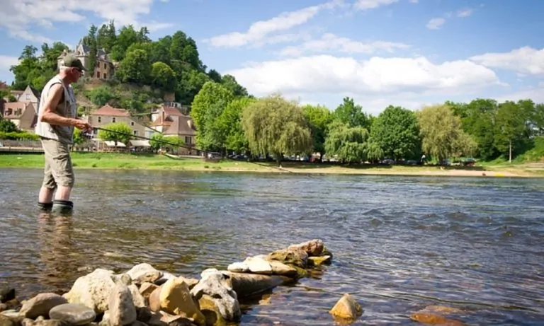 Camping Le Port de Limeuil Dordogne 768x461