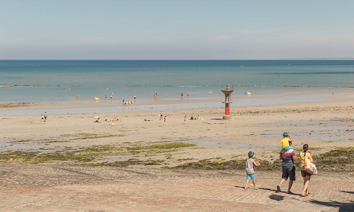 Camping Chateau de Lez-Eaux in Saint-Aubin-des-Préaux, Normandy, France photo 3