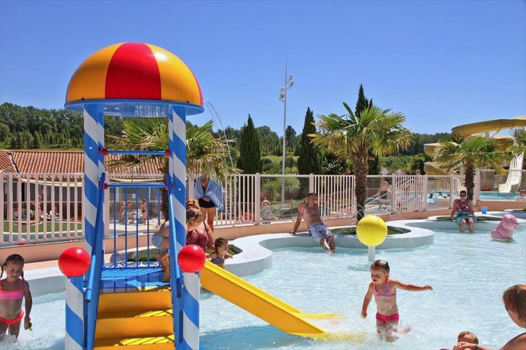 Camping Lac des 3 Vallées waterspeeltuin 768x511