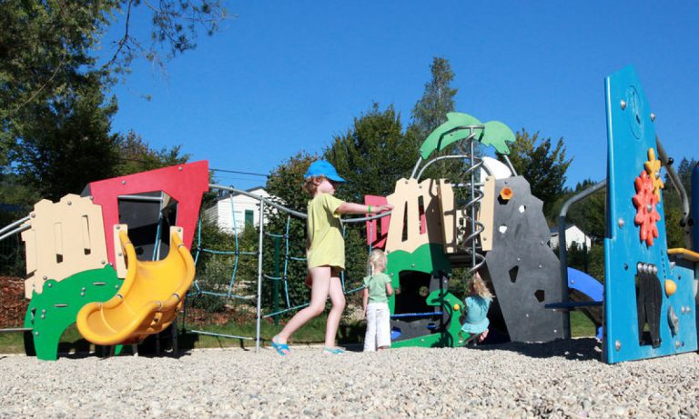 Camping Le Fayolan speeltuin 768x461