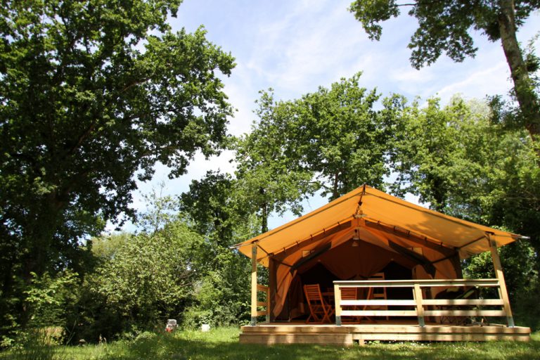 Camping Le Patisseau safaritent verhuur 768x512