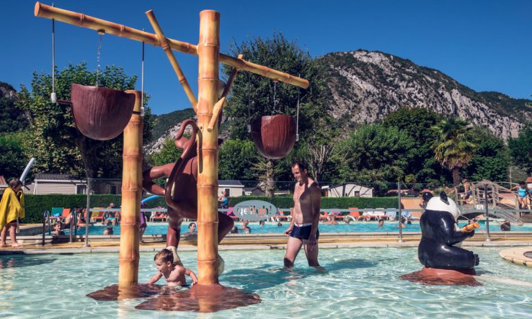 Camping Le Pré Lombard waterspeeltuin 768x461