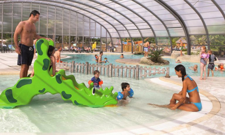 Camping Les Alicourts Resort kinderbad 2 768x461