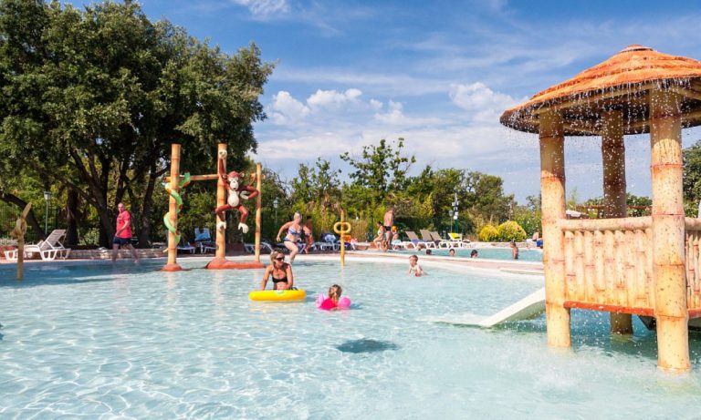 Camping Les Lacs du Verdon waterspeeltuin 768x461