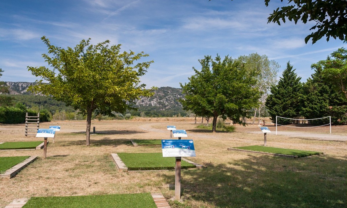 Camping Les Rives du Luberon in Cheval-Blanc photo 2