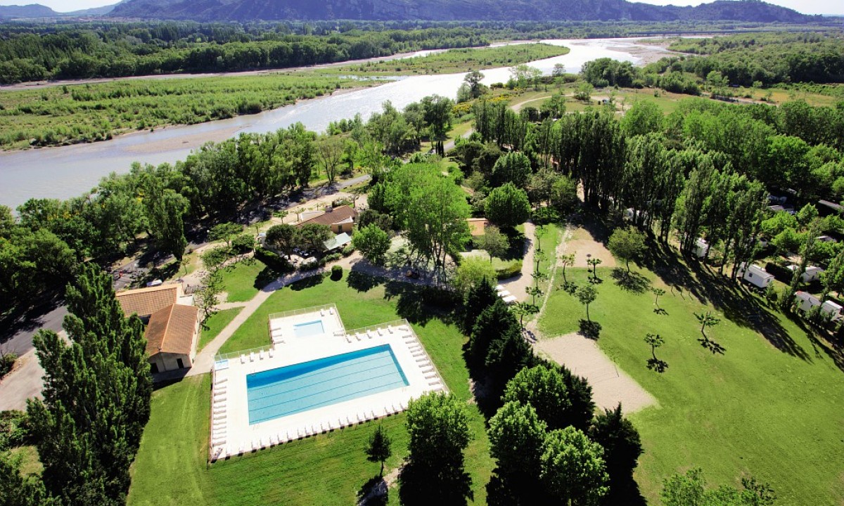 Camping Les Rives du Luberon in Cheval-Blanc photo 3