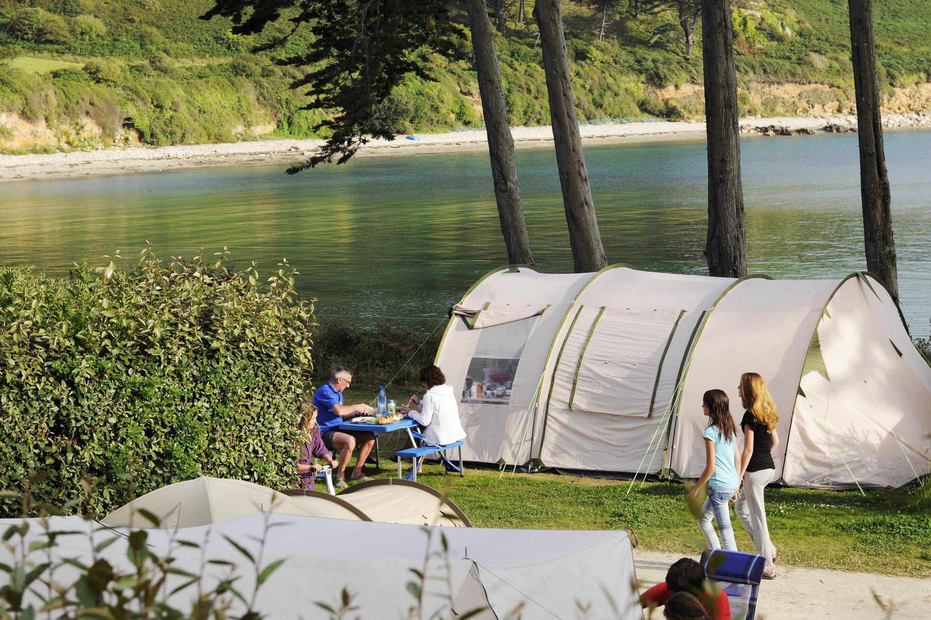 Camping Port l'Epine in Trélévern photo 4