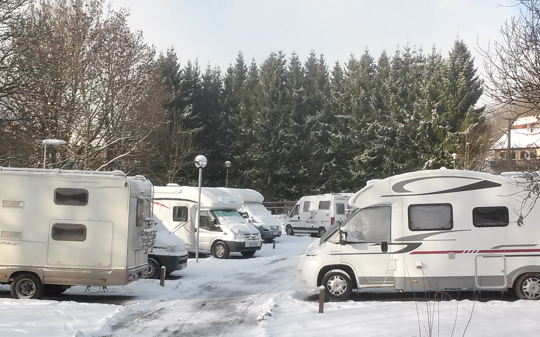 Camping Bois de Gravière in Besse-et-Saint-Anastaise