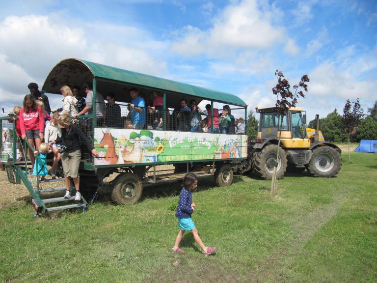 Camping Ferme de Prunay kindercamping excursie 768x576