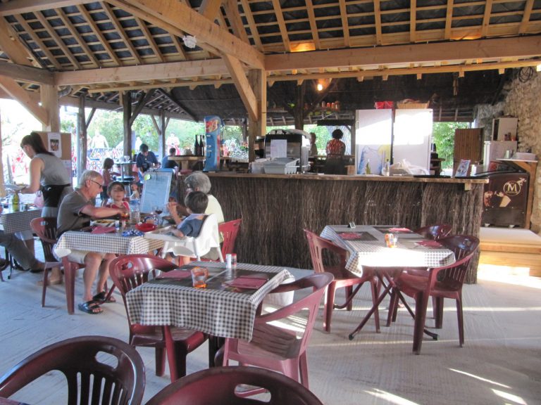 Camping Ferme de Prunay restaurant 768x576