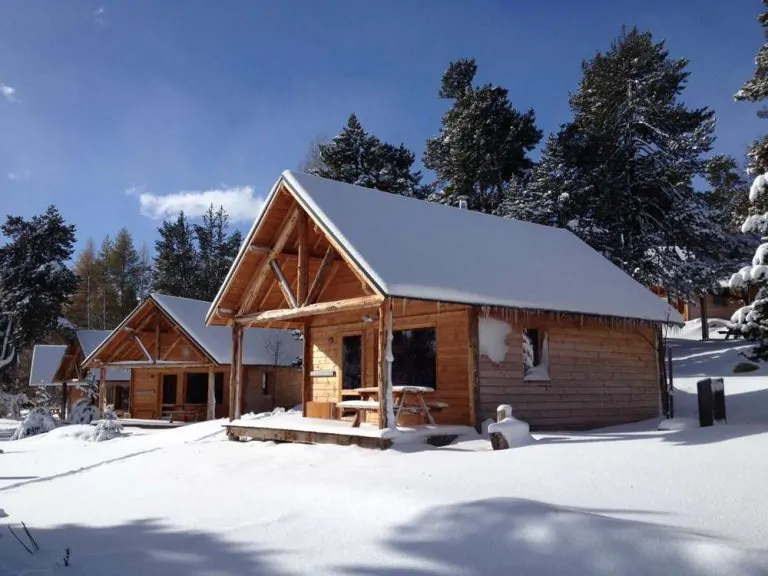 Camping Huttopia Font Romeu wintercamping 768x576