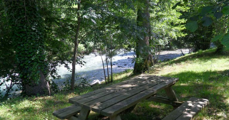 Camping Le Haut Salat aan rivier 768x404