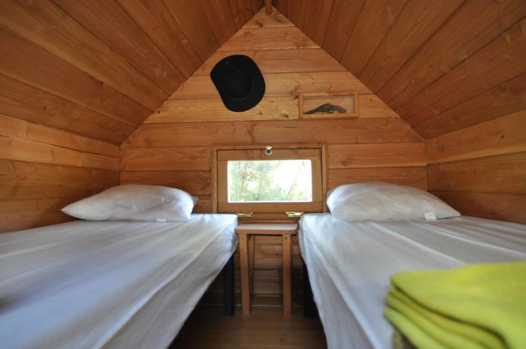 Camping Le Mas des Sédariès chalet 768x510