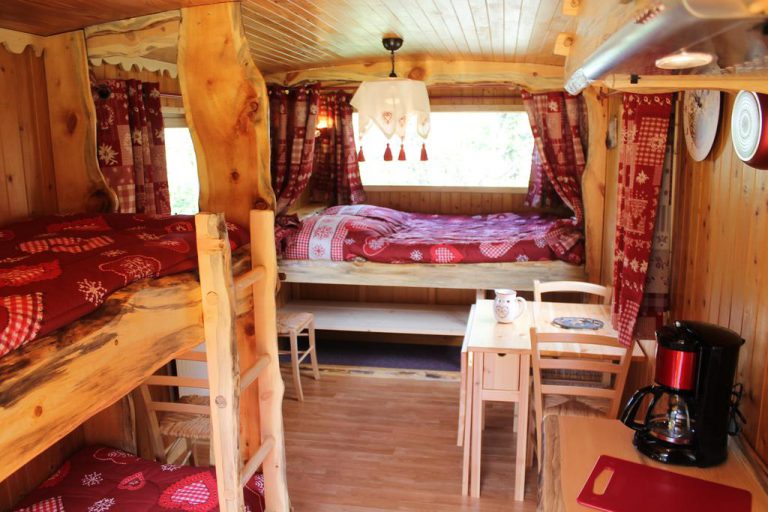 Camping Municipal Le Val D Ambin pipowagens 768x512