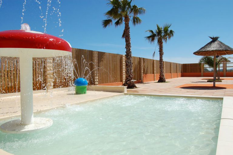 Camping La Nautique waterspeeltuin 768x511
