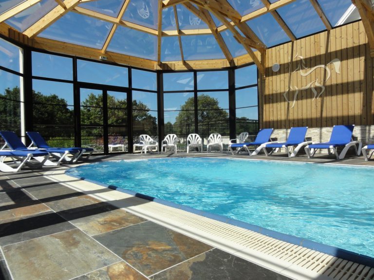 Camping du Haras overdekt zwembad 768x576