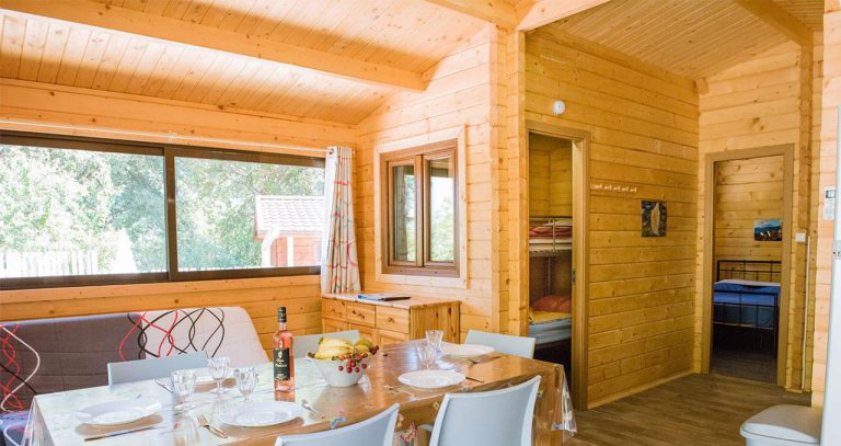 Camping Funtana a Ora in Ota op Corsica chalet verhuur 768x407