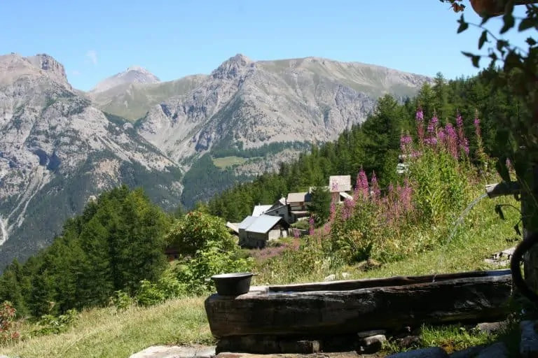 Camping Huttopia La Clarée 768x512