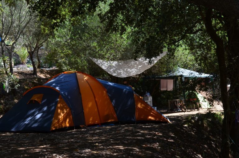 Camping U Libecciu in Olmeto op Corsica staanplaats huren 768x509