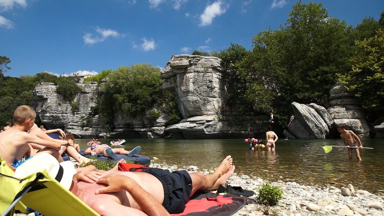 Camping De Peyroche aan de Ardeche 768x432